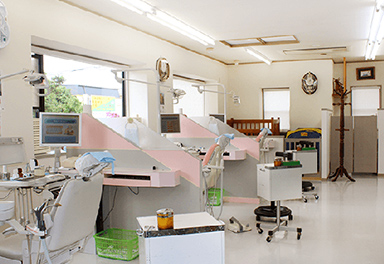 三里塚歯科医院